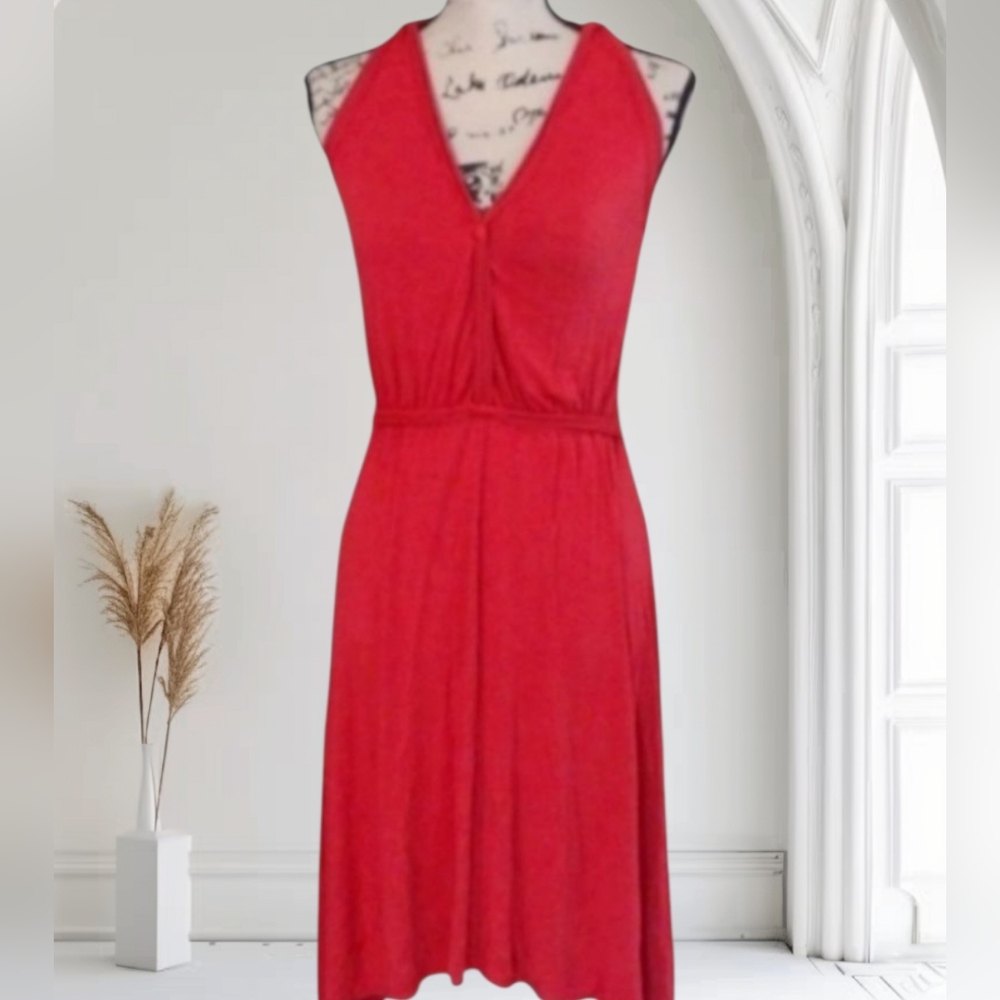 Max Studio Red V neck Stretch  Dress Size Small